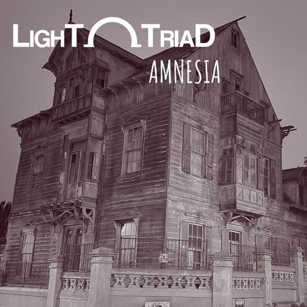 Carátula LIGHT TRIAD - Amnesia